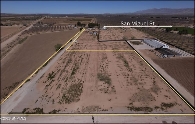 Terreno baldío en venta por $180,000: 601 W San Miguel Street, La Mesa, NM