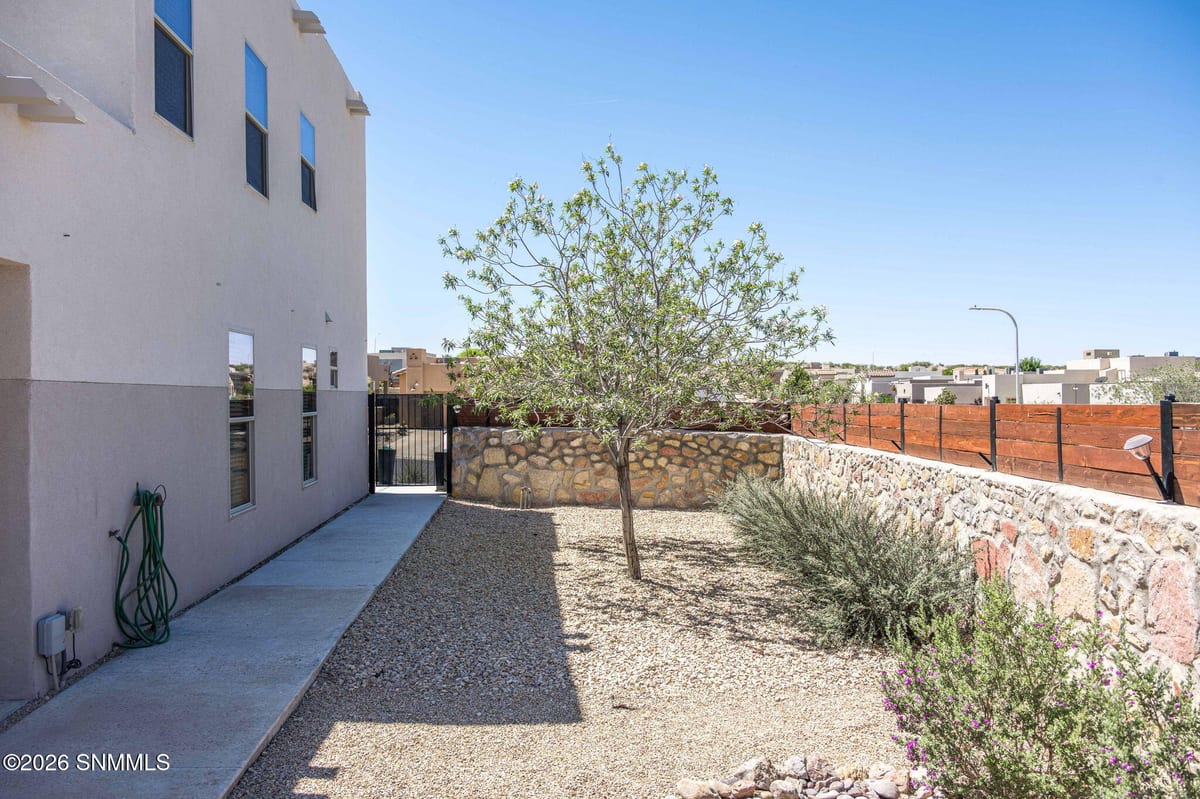 4629 Azure Hills Road, Las Cruces, NM 88011 photo 6