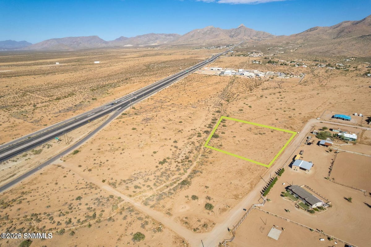 4404 Echidna Avenue, Las Cruces, NM 88011 photo 1