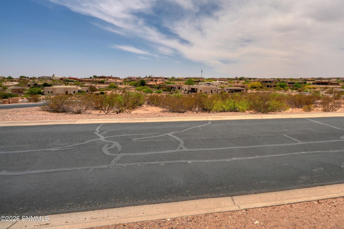 1301 Estancia Real Road, Las Cruces, NM 88007 photo 7