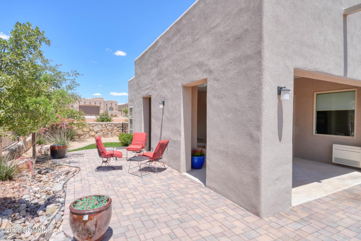 8048 Willow Bloom Circle, Las Cruces, NM 88007 photo 5