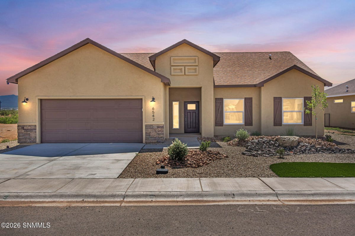 6542 Swan Street, Las Cruces, NM 88012 photo 1