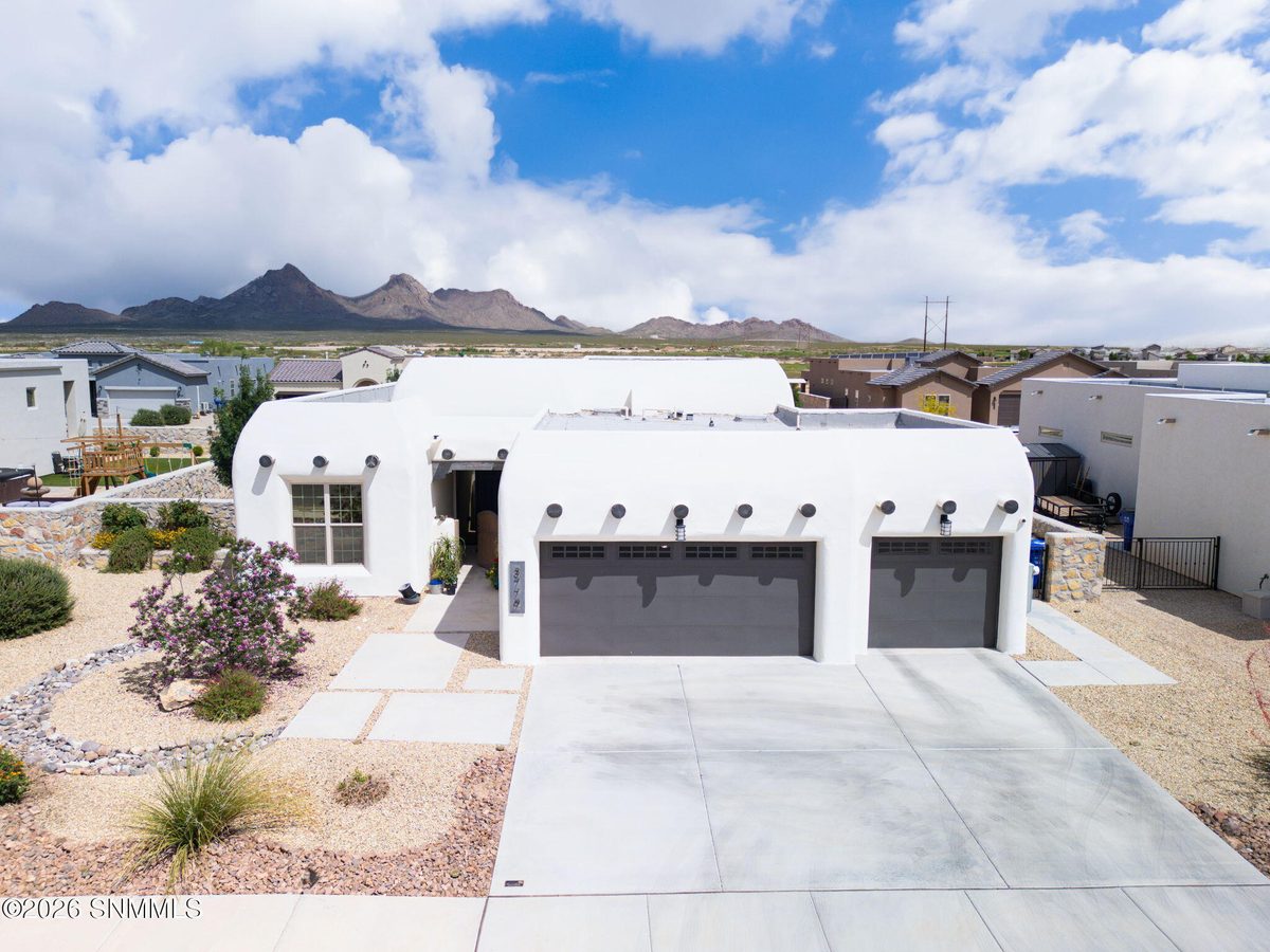3779 Santa Julia Road, Las Cruces, NM 88012 photo 1