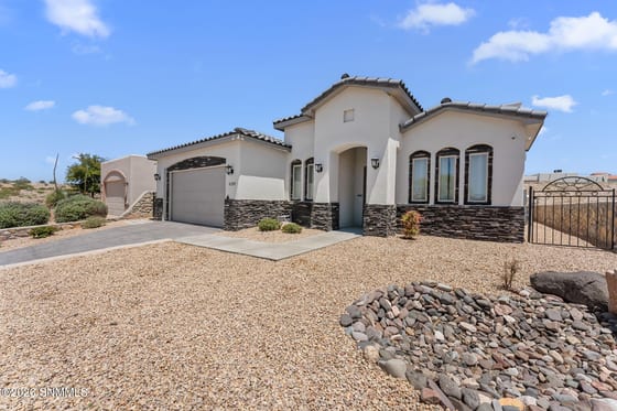 4209 Tres Ninos Drive, Las Cruces, NM 88011 photo 2