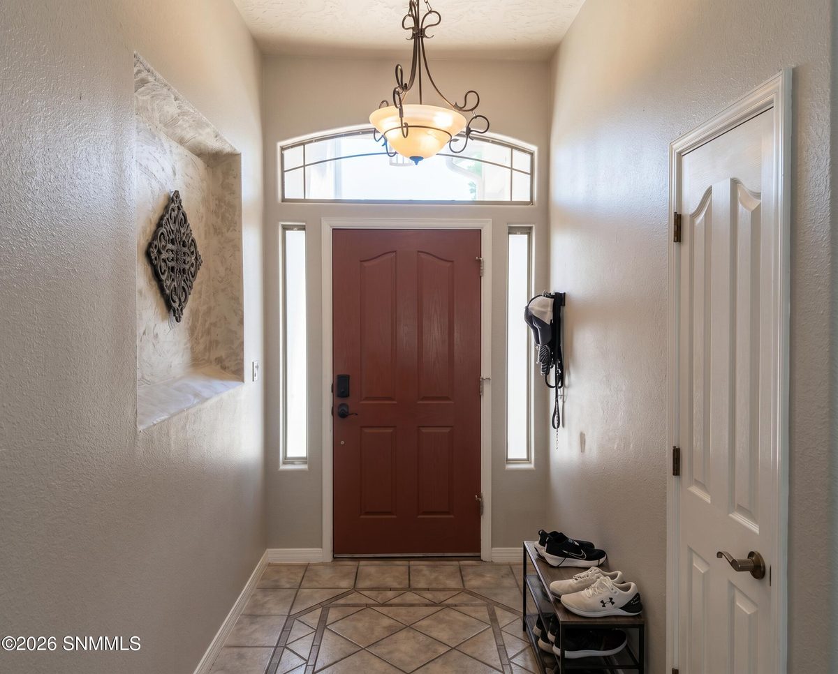 702 Mesa Point Road, Las Cruces, NM 88011 photo 6
