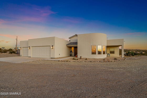 1963 Guamis Road, Las Cruces, NM 88012 photo 3