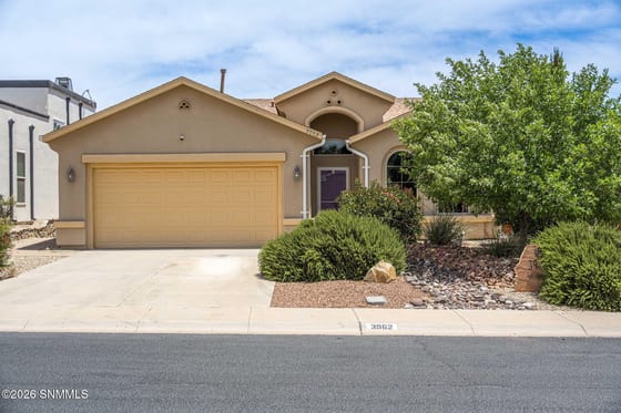 3962 Agua Caliente Drive, Las Cruces, NM 88012 photo 2
