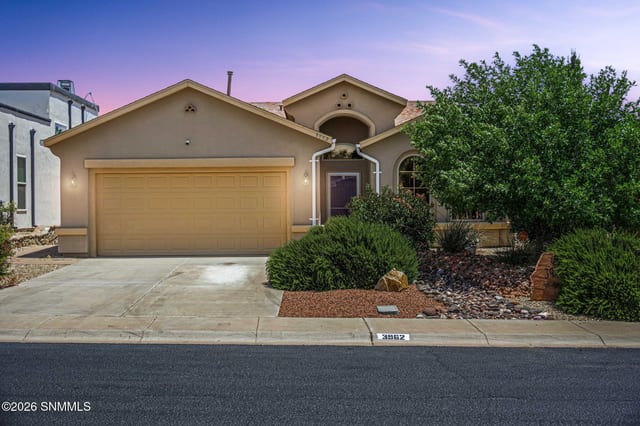 3962 Agua Caliente Drive, Las Cruces, NM – 3 bedroom, 1,647 sqft single family residence for sale at $340,000