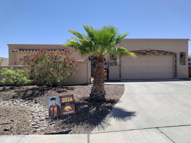 4304 Calle Bonita Lane, Las Cruces, NM – 4 bedroom, 2,759 sqft single family residence for sale at $540,000