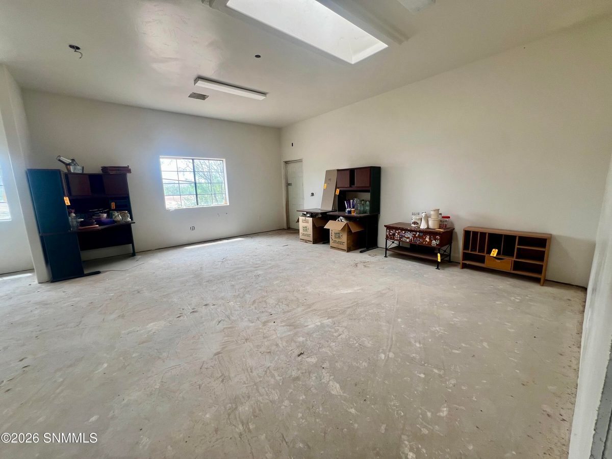 865 Tres Amigos Road, Las Cruces, NM 88007 photo 14