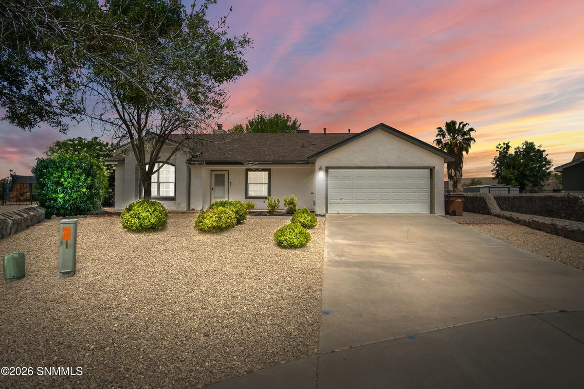 700 Scenic View Drive, Las Cruces, NM 88011 photo 1