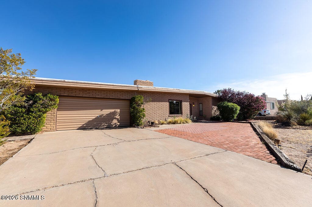 1480 Vista Del Valle, Las Cruces, NM 88007 photo 1