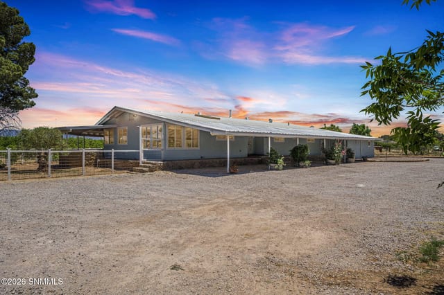 680 Carver Road, Las Cruces, NM – 6 bedroom, 3,382 sqft single family residence for sale at $639,000