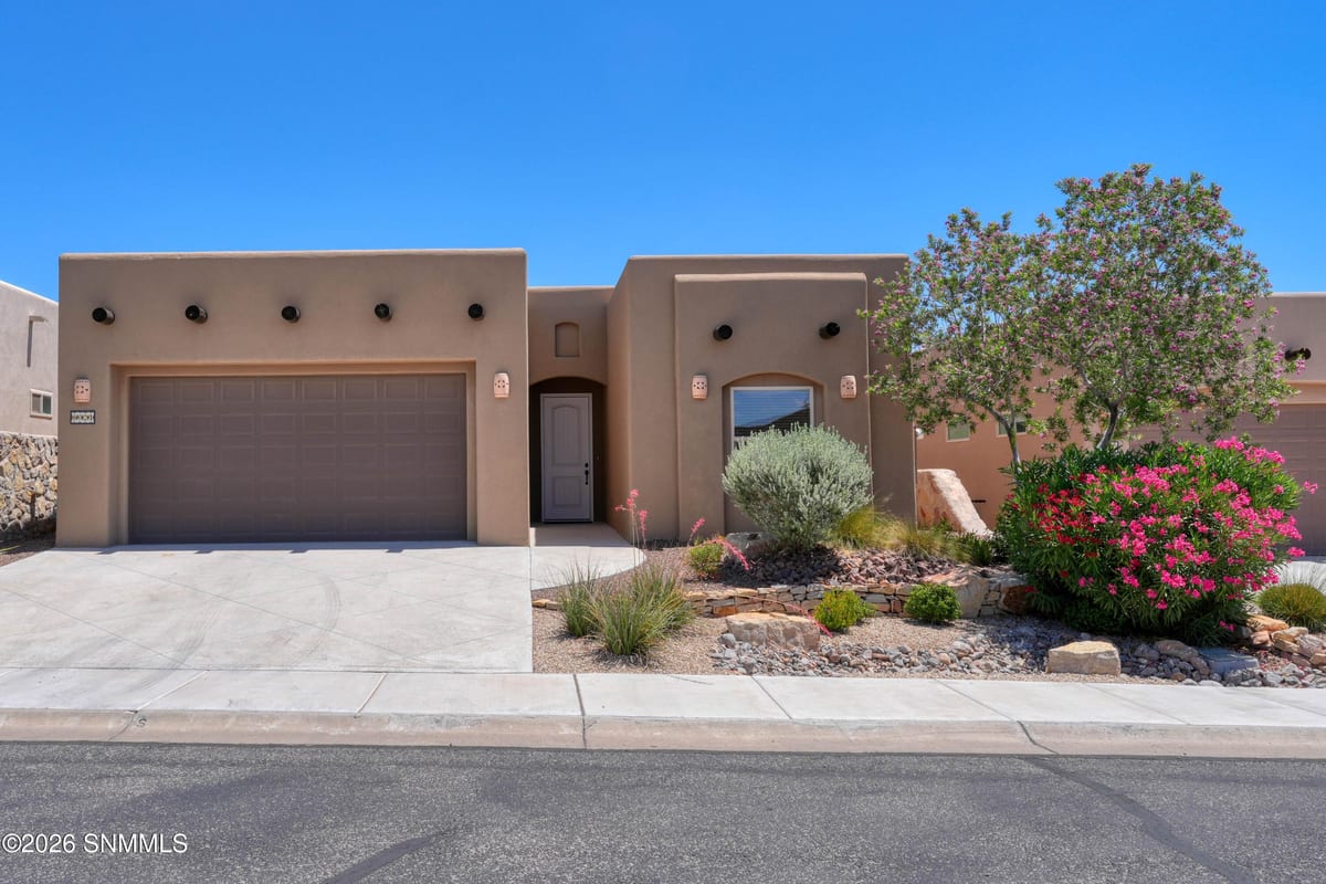 8021 Willow Bloom Circle, Las Cruces, NM 88007 photo 1