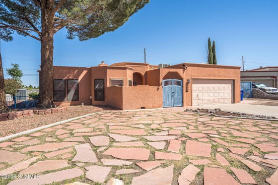 4046 Lilac Drive, Las Cruces, NM 88005 photo 2