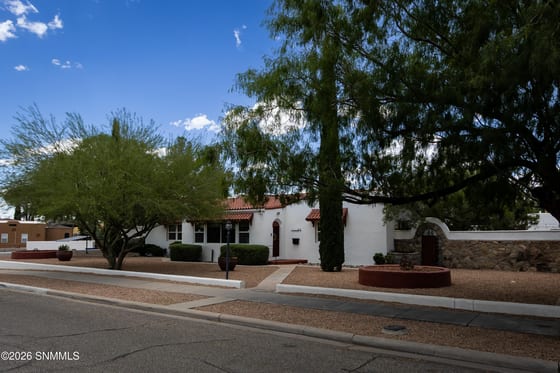 810 N Reymond Street, Las Cruces, NM 88005 photo 4