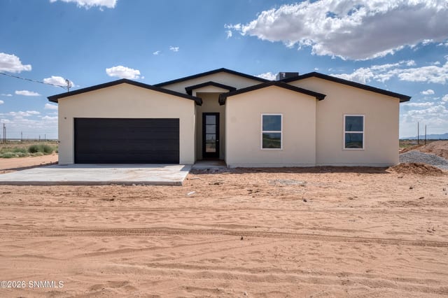 Casa unifamiliar en venta por $369,000: 1252 Sahara Desert Drive, Chaparral, NM – 4 recámaras, 2,073 pies²