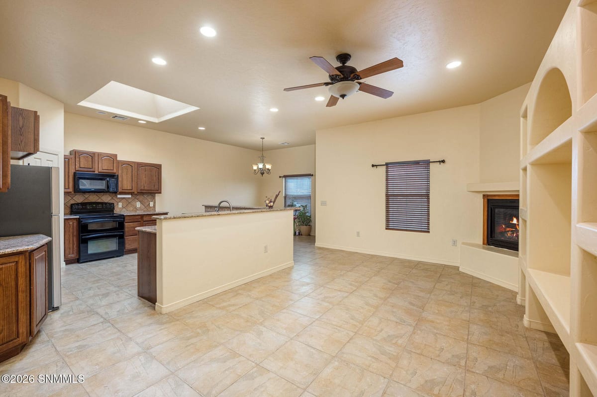 3884 Adriatic Road, Las Cruces, NM 88012 photo 7