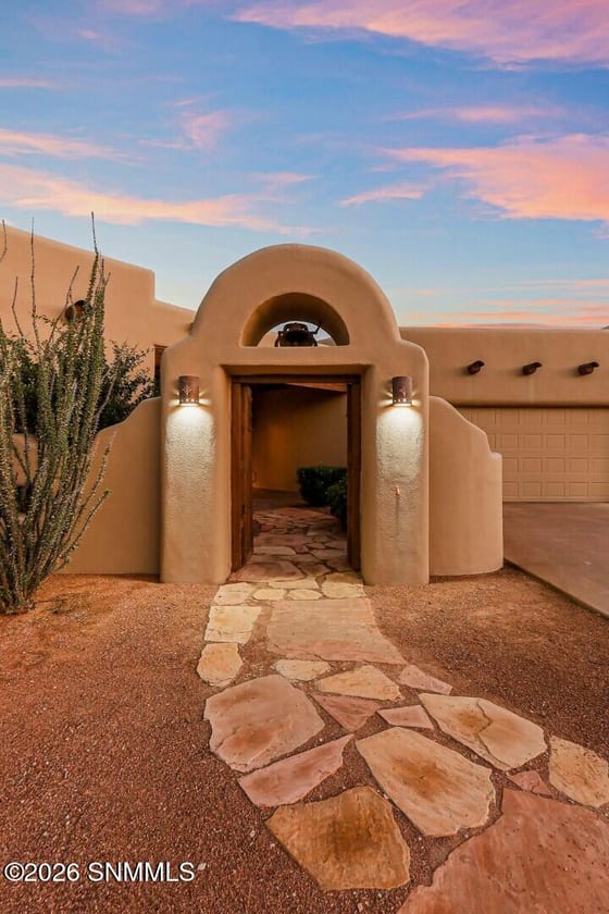 8060 Constitution Road, Las Cruces, NM 88007 photo 4