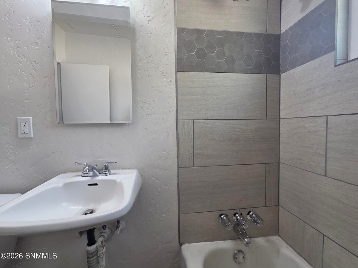 1925 Calle De Suenos, Las Cruces, NM 88001 photo 14