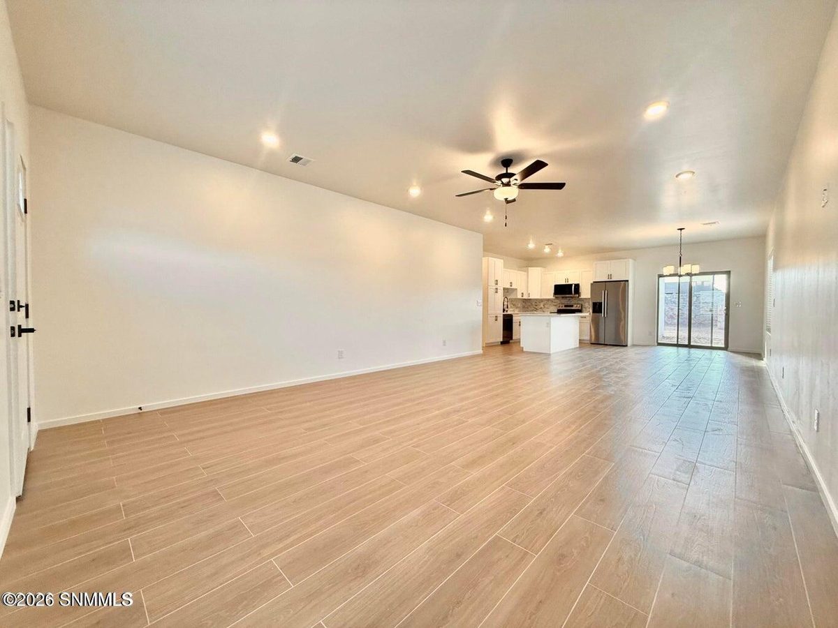 7525 Clarion Way, Las Cruces, NM 88012 photo 5