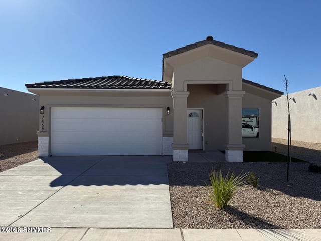 7565 Clarion Way, Las Cruces, NM – 3 bedroom, 1,669 sqft single family residence for sale at $329,950
