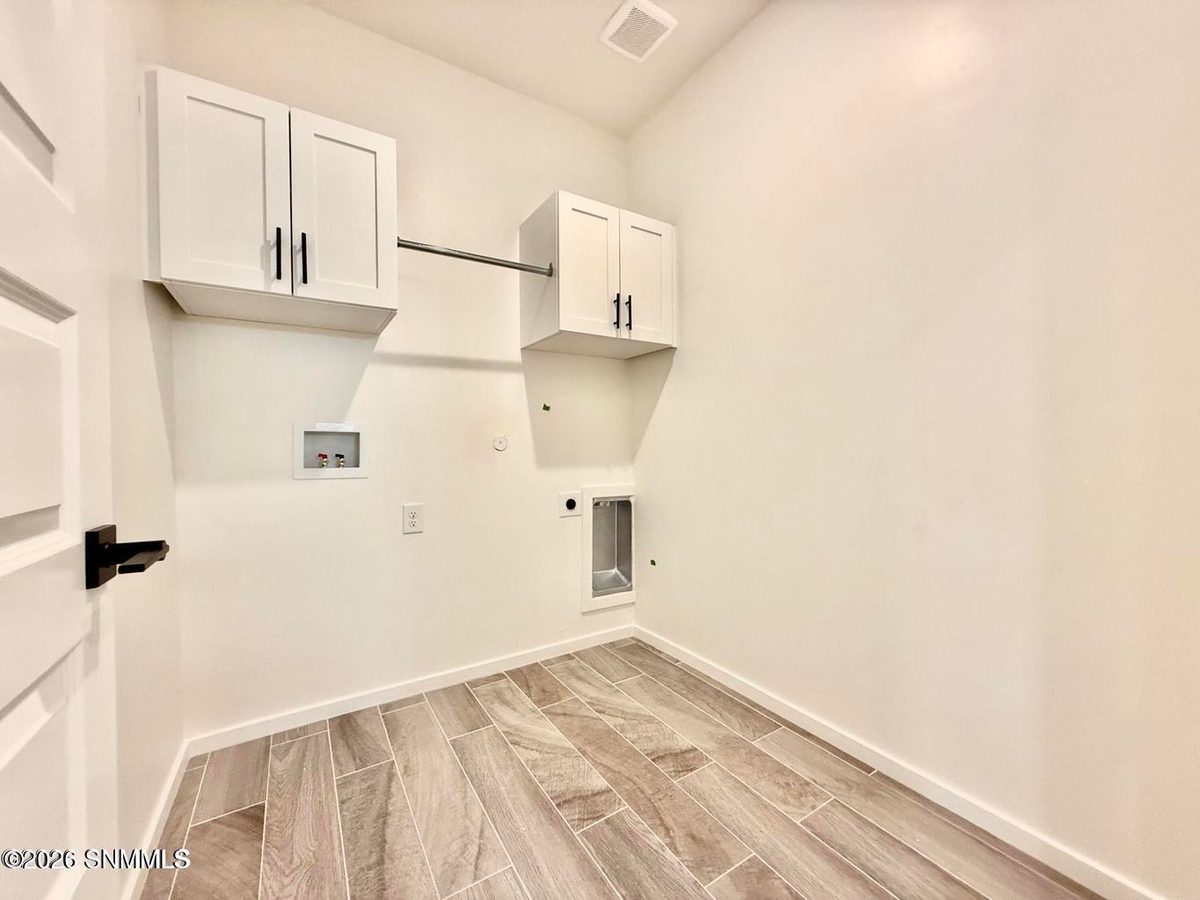 7541 Clarion Way, Las Cruces, NM 88012 photo 9