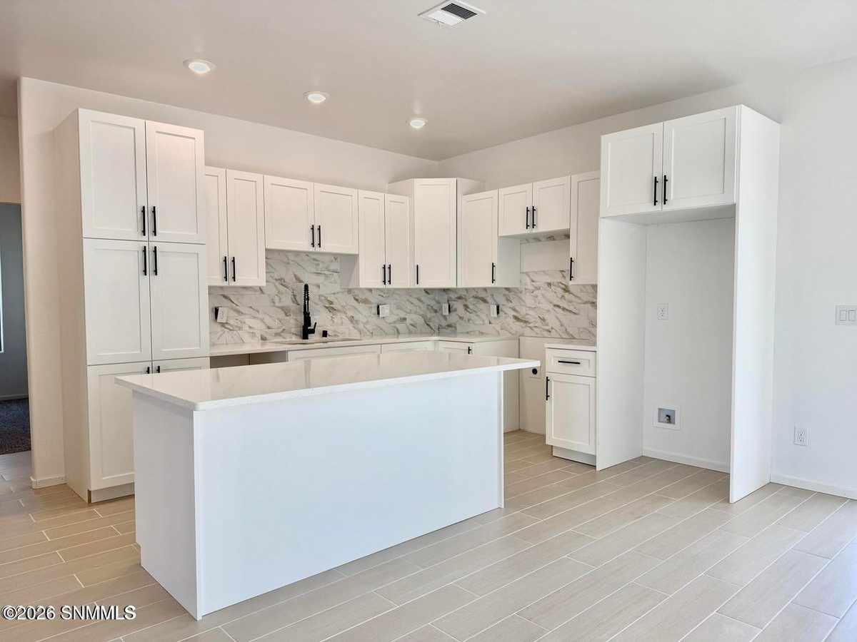 7589 Clarion Way, Las Cruces, NM 88012 photo 6
