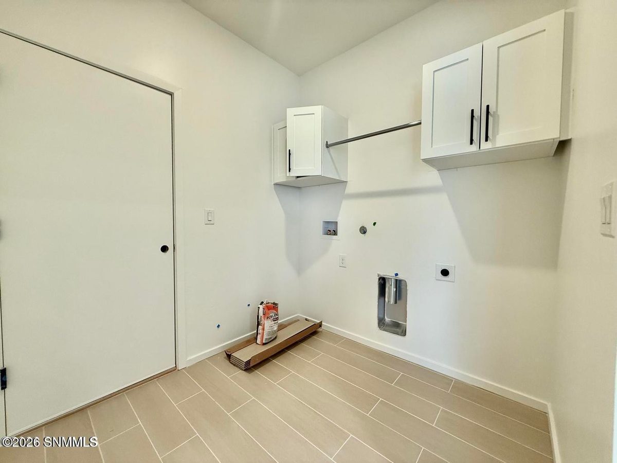 7589 Clarion Way, Las Cruces, NM 88012 photo 7