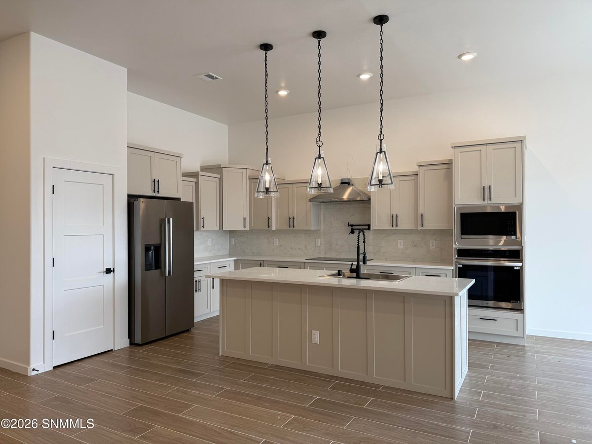 3742 Daybreak Street, Las Cruces, NM 88012 photo 13