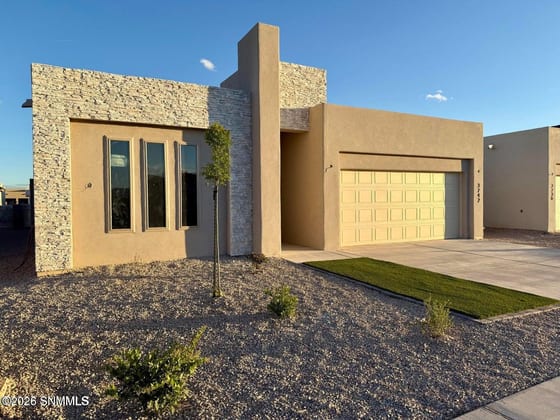 3742 Daybreak Street, Las Cruces, NM 88012 photo 3