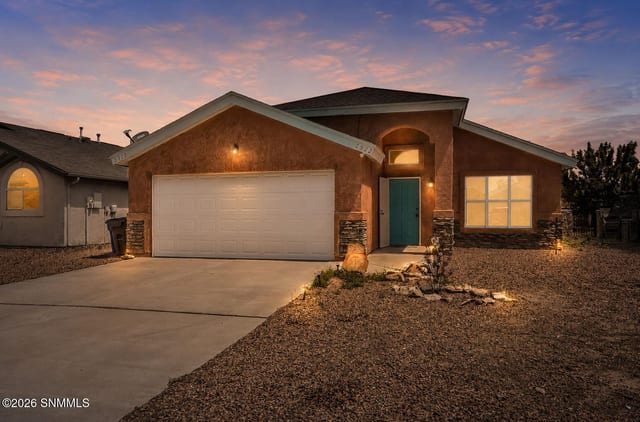 2922 San Lorenzo Court, Las Cruces, NM – 3 bedroom, 1,529 sqft single family residence for sale at $269,000