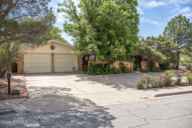 1766 Imperial Ridge, Las Cruces, NM – 5 bedroom, 2,721 sqft single family residence for sale at $384,900