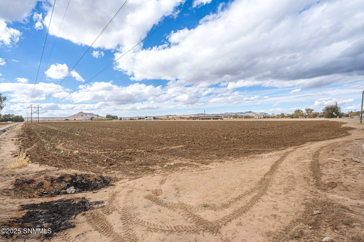 3635 N Valley Drive, Las Cruces, NM 88007 photo 11