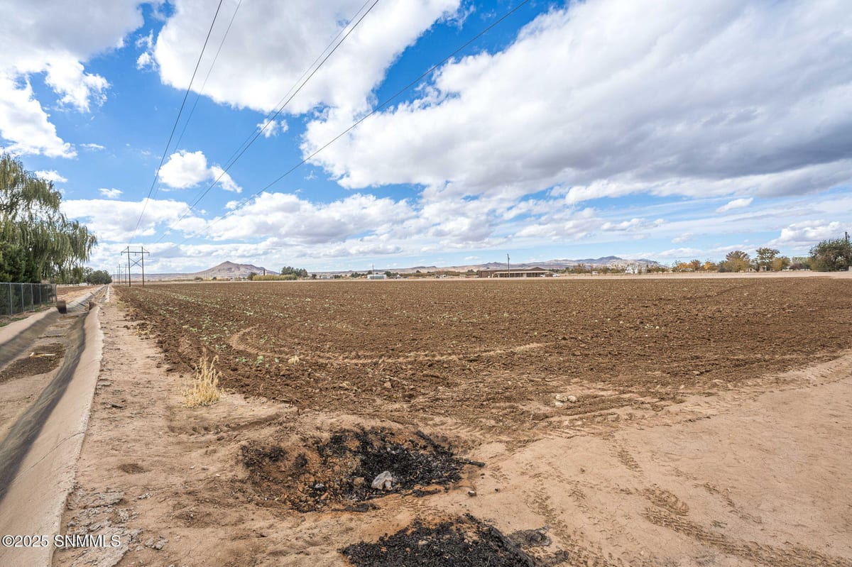 3635 N Valley Drive, Las Cruces, NM 88007 photo 12