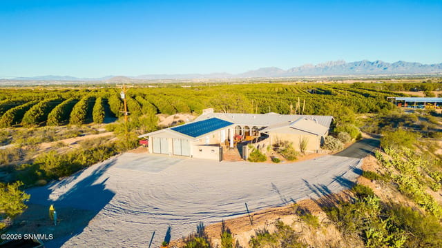 3815 Pantera Circle, Las Cruces, NM – 3 bedroom, 2,157 sqft single family residence for sale at $695,000