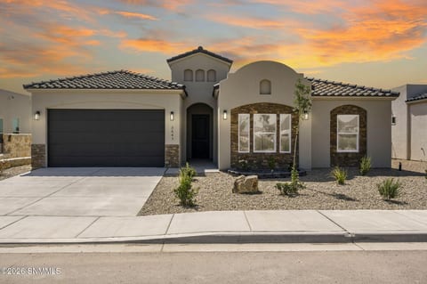3541 Belmont Lane, Las Cruces, NM home for sale at $499,900