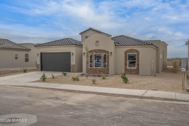 3541 Belmont Lane, Las Cruces, NM – 4 bedroom, 2,300 sqft single family residence for sale at $499,900