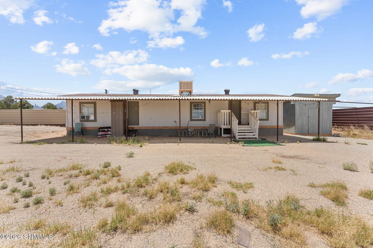 7125 Fox Road, Las Cruces, NM 88012 photo 1