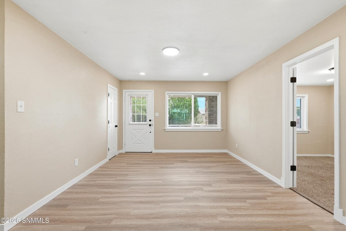 1109 Dewey Lane, Alamogordo, NM 88310 photo 3