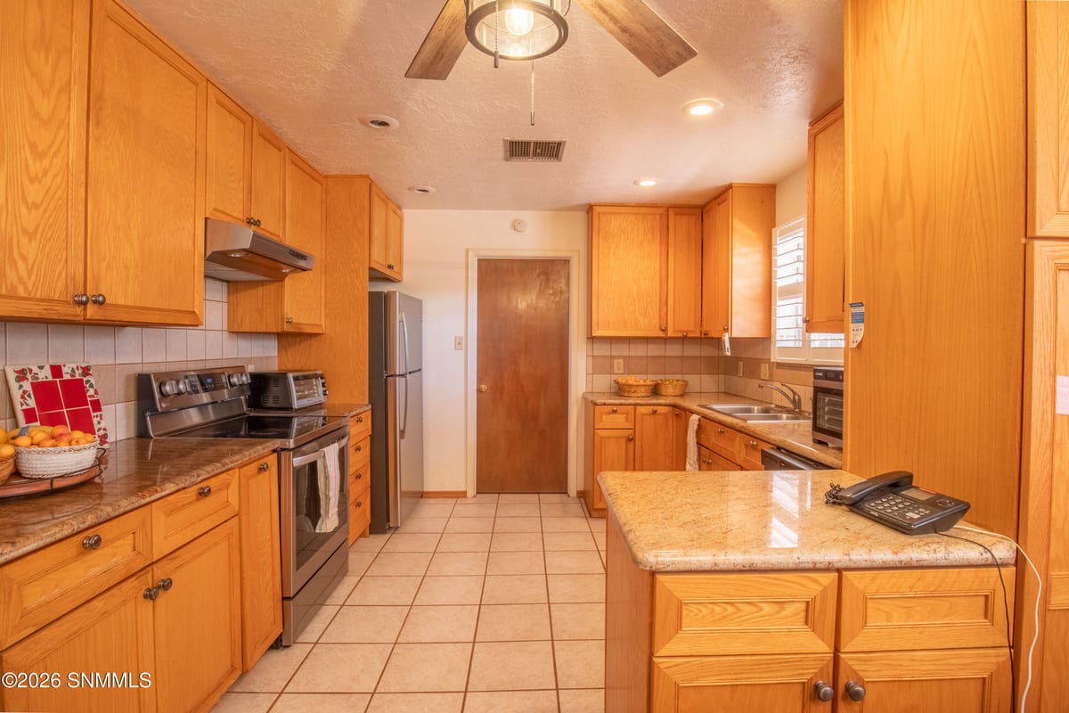 4735 Campbell Road, Las Cruces, NM 88007 photo 9