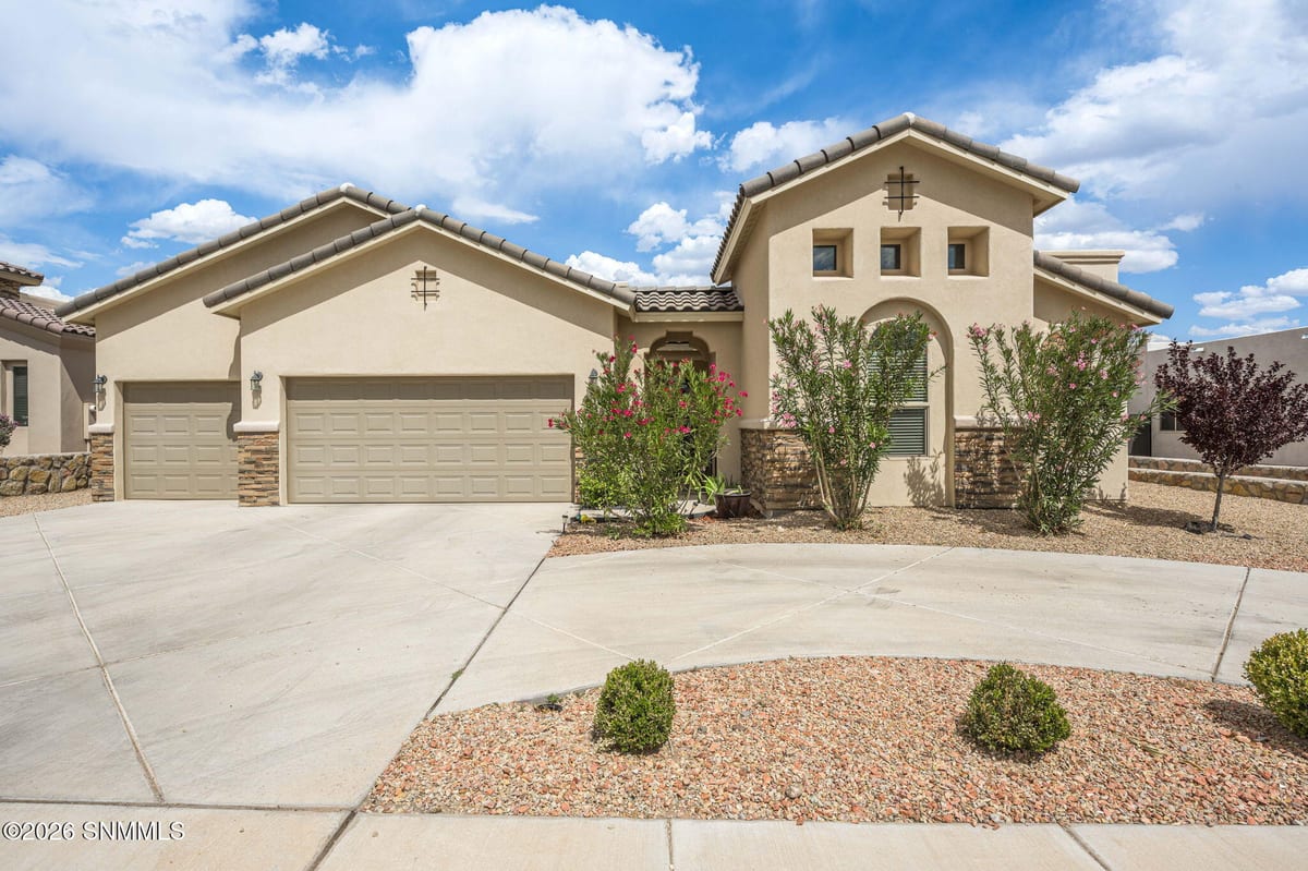 4162 Purple Sage Drive, Las Cruces, NM 88011 photo 1