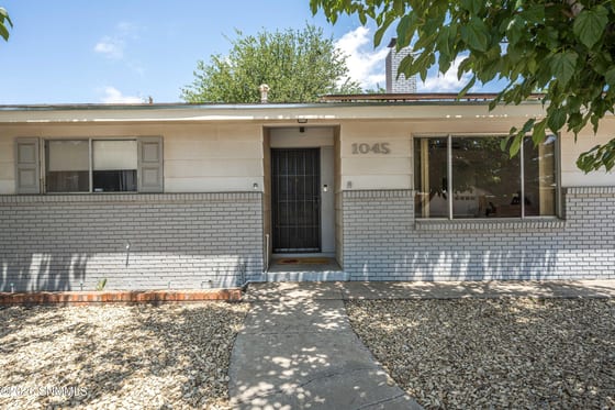 1045 Wofford Drive, Las Cruces, NM 88001 photo 3