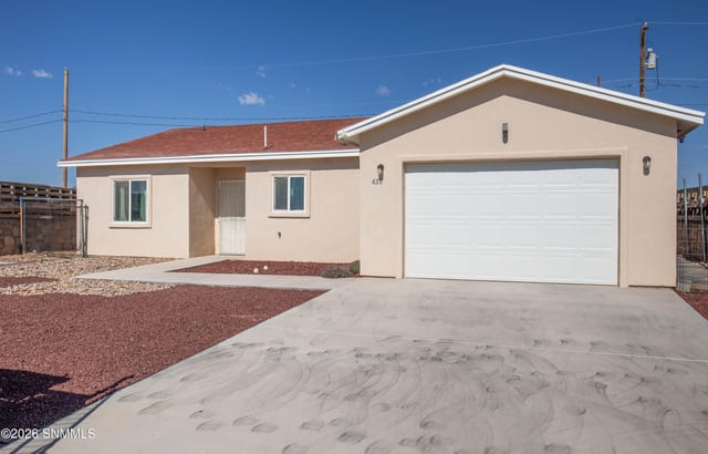 Casa unifamiliar en venta por $280,000: 430 Anchor Court, Chaparral, NM – 3 recámaras, 1,061 pies²