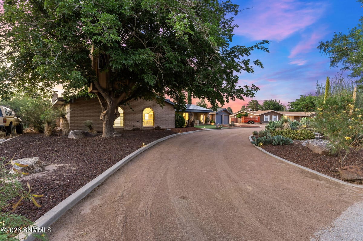 1520 Rayos De Luna, Las Cruces, NM 88007 photo 14