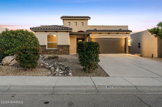4070 Monte Sombra Avenue, Las Cruces, NM 88012 photo 2