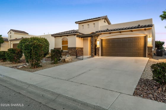 4070 Monte Sombra Avenue, Las Cruces, NM 88012 photo 4