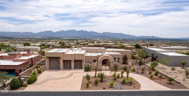 8109 Constitution Road, Las Cruces, NM – 4 bedroom, 4,660 sqft single family residence for sale at $1,435,000