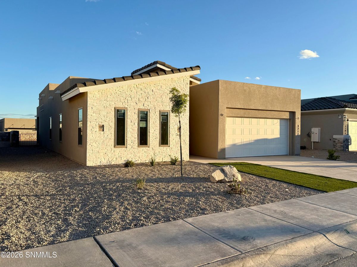 3712 Daybreak Street, Las Cruces, NM 88012 photo 3