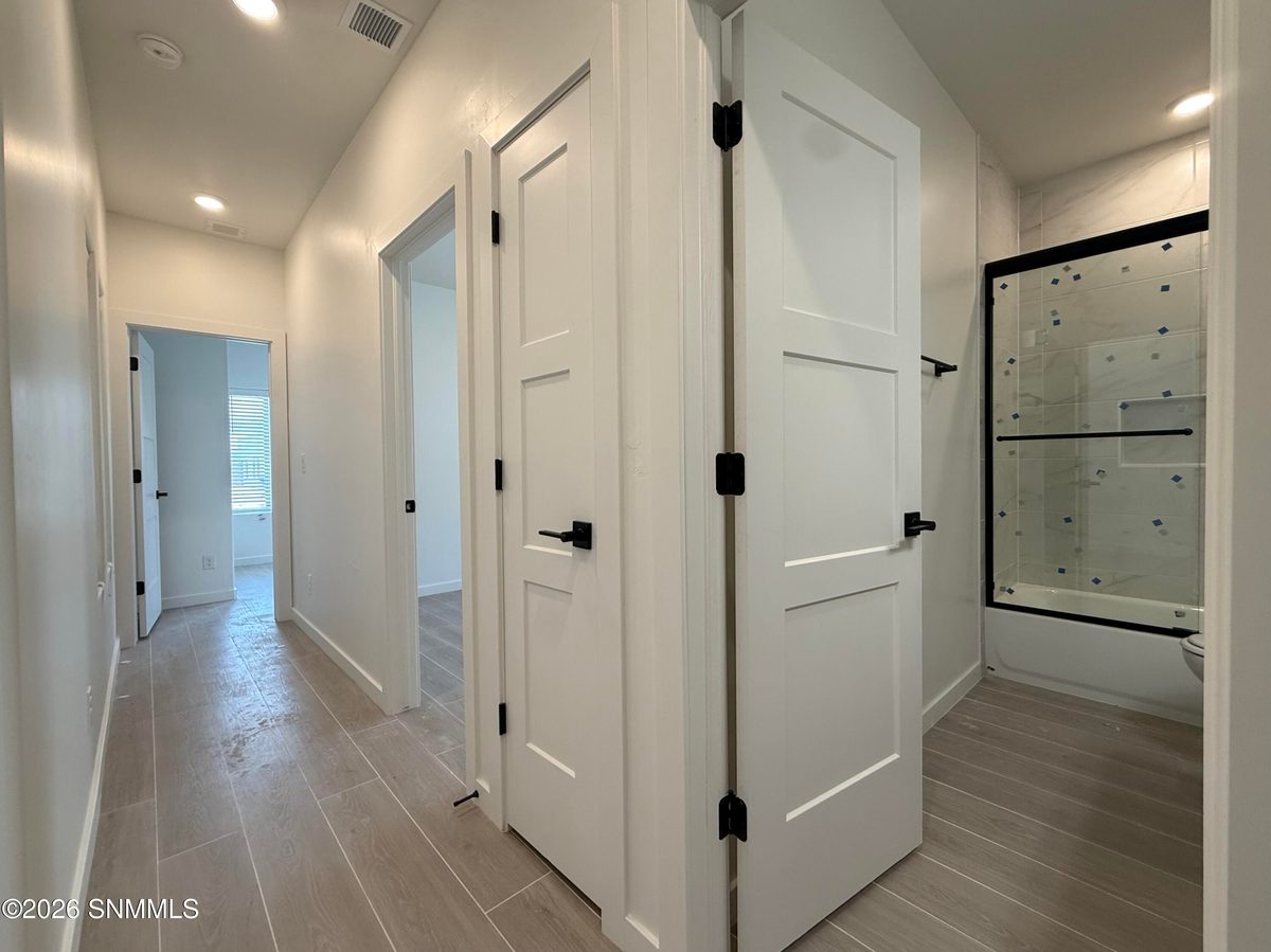 3712 Daybreak Street, Las Cruces, NM 88012 photo 9